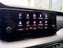 Skoda Octavia Combi 1.5 e-TSI 150pk DSG Business Edition Climate Control Stoelverwarming Trekhaak 1500kg Trekgewicht! Apple Carplay Navigatie