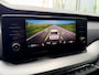 Skoda Octavia Combi 1.5 e-TSI 150pk DSG Business Edition Climate Control Stoelverwarming Trekhaak 1500kg Trekgewicht! Apple Carplay Navigatie
