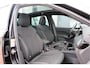 Skoda Scala 1.0 TSI 110pk H6 Sport Business. Panoramadak , Led, Stoelverwarming, Achteruitrijcamera , PDC , Carplay , (navigatie via carplay) DAB+