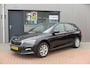 Skoda Scala 1.0 TSI 110pk H6 Sport Business. Panoramadak , Led, Stoelverwarming, Achteruitrijcamera , PDC , Carplay , (navigatie via carplay) DAB+