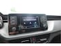 Skoda Scala 1.0 TSI 110pk H6 Sport Business. Panoramadak , Led, Stoelverwarming, Achteruitrijcamera , PDC , Carplay , (navigatie via carplay) DAB+