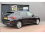 Skoda Scala 1.0 TSI 110pk H6 Sport Business. Panoramadak , Led, Stoelverwarming, Achteruitrijcamera , PDC , Carplay , (navigatie via carplay) DAB+