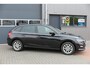 Skoda Scala 1.0 TSI 110pk H6 Sport Business. Panoramadak , Led, Stoelverwarming, Achteruitrijcamera , PDC , Carplay , (navigatie via carplay) DAB+