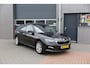 Skoda Scala 1.0 TSI 110pk H6 Sport Business. Panoramadak , Led, Stoelverwarming, Achteruitrijcamera , PDC , Carplay , (navigatie via carplay) DAB+