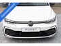 Volkswagen Golf 1.5 eTSI 3 x R-Line Pano Dsg Headup