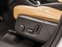 Volvo XC40 1.5 T5 Recharge Inscription 262Pk Automaat (PANORAMADAK, APPLE CARPLAY, MEMORY SEAT, ZWART HEMEL, CAMERA, LEDER, SPORTSTOELEN, ELEK ACHTERKLEP, NIEUWSTAAT)
