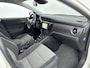 Toyota Auris Touring Sports 1.8 Hybrid Black Edition | Navigatie | Climate control | Trekhaak | Achteruitrijcamera | Spiegels elektrisch verstel/inklapbaar |