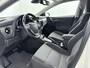 Toyota Auris Touring Sports 1.8 Hybrid Black Edition | Navigatie | Climate control | Trekhaak | Achteruitrijcamera | Spiegels elektrisch verstel/inklapbaar |
