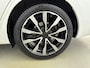 Toyota Auris Touring Sports 1.8 Hybrid Black Edition | Navigatie | Climate control | Trekhaak | Achteruitrijcamera | Spiegels elektrisch verstel/inklapbaar |