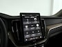 Volvo XC60 T6 Plug-in hybrid AWD Plus Dark | SOH 100% | Panoramadak | 360° camera | Harman Kardon | Head-up display | Stoel- en Stuurverwarming | Trekhaak