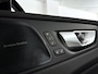 Volvo XC60 T6 Plug-in hybrid AWD Plus Dark | Panoramadak | 360° camera | Harman Kardon | Head-up display | Stoel- en Stuurverwarming | Trekhaak