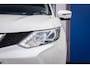 Nissan Qashqai 1.6 N-Connecta | Trekhaak 1500kg. | Panorama dak | 360 Camera | L.M. Velgen | DAB | Cruise Control | Navigatie | | Achteruitrijcamera 360 graden | Autonomous Emergency Braking | Chroom delen exterieur