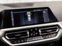 BMW 3-Serie 320i M Sport 184Pk Automaat (APPLE CARPLAY, M PAKKET, LEDER/ALCANTARA, STOELVERWARMING, SPORTSTOELEN, GETINT GLAS, SFEERVERLICHTING, FLIPPERS, NIEUWE APK, NIEUWSTAAT)