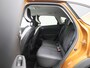 Renault Captur 1.3 TCe 130 Intens | Camera | PDC Voor+Achter | Full-Map Navigatie | LED Pure Vision | 17" LMV | Cruise Control & Snelheidsbegrenzer | Keyless | Apple Carplay & Android Auto
