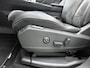 Peugeot 3008 SUV GT Pack Business 130pk Automaat | Navigatie | Panoramisch schuif-kanteldak | Camera v+a | Focal Premium HiFi | Full Led koplampen | Adaptieve Cruise Control | Handsfree achterklep | Stoel elektrisch+geheugen+verwarmd+massage | Leder/Alcantara | Keyless | Parkeerassistent | Dodehoeksensor | 19" lichtmetalen velgen |