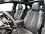 Peugeot 3008 SUV GT Pack Business 130pk Automaat | Navigatie | Panoramisch schuif-kanteldak | Camera v+a | Focal Premium HiFi | Full Led koplampen | Adaptieve Cruise Control | Handsfree achterklep | Stoel elektrisch+geheugen+verwarmd+massage | Leder/Alcantara | Keyless | Parkeerassistent | Dodehoeksensor | 19" lichtmetalen velgen |