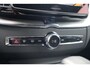 Volvo XC60 2.0 T6 Plug-in hybrid AWD Essential | Gratis Trekhaak | Extra getint glas | Driver Assist | Climate line | 19" | All Season Banden | Charcoal Hemelbekleding | Park Assist Voor en Achter |