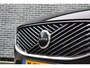 Volvo XC60 2.0 T6 Plug-in hybrid AWD Essential | Gratis Trekhaak | Extra getint glas | Driver Assist | Climate line | 19" | All Season Banden | Charcoal Hemelbekleding | Park Assist Voor en Achter |