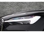 Volvo XC60 2.0 T6 Plug-in hybrid AWD Essential | Gratis Trekhaak | Extra getint glas | Driver Assist | Climate line | 19" | All Season Banden | Charcoal Hemelbekleding | Park Assist Voor en Achter |