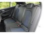 BMW 1-Serie M135i xDrive High Executive | Incl. 12 maanden Garantie | Akrapovič uitlaatsysteem | Dealer onderhouden | Stoelverwarming | Cruise controle | Apple CarPlay/Android Auto | Keyless start | Schakelflippers | Climate controle | Navigatie | Parkeersensoren V+A | Half lederen bekleding |