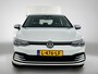Volkswagen Golf 1.0 TSI Life 110 PK VERWACHT | Stoel/Stuur- Verwarming | Apple Carplay/Android Auto | parkeersensor voor en achter | Cruise control adaptief | airco (automatisch) |