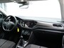 Volkswagen T-Roc 1.0 TSI Style | Trekhaak | Achteruitrijcamera | Adaptive cruise control | Carplay & Android Auto | 2e eigenaar