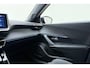 Peugeot e-2008 EV GT 54 kWh | Achteruitrijcamera | Dakrails | Cruise control | Climate control | Navigatie | Stof/lederen bekleding | 16" lichtmetalen velgen | Apple/Android carplay | 400km WLTP | 100% Elektrisch