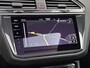 Volkswagen Tiguan 1.5 TSI R-Line Business+ 150 PK | Automaat | Climate Control | Apple Carplay & Android Auto | Stoelverwarming | Stuurverwarming | Adaptive Cruise Control | Lane Assist | Achteruitrijcamera | Parkeersensoren | Panoramadak |