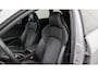 Audi A4 Avant 40 TFSI quattro S edition Competition | Massage | B&O | Panoramadak | Standkachel | Trekhaak | Matrix-led | Tour | City