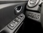 Renault Clio Estate 1.2 Black Iconic Automaat (NAVIGATIE, BLACK PACK, CLIMATE, LEDER, CAMERA, SPORTSTOELEN, GETINT GLAS, LM VELGEN, BASS REFLEX, CRUISE, NIEUWSTAAT)