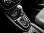 Renault Clio Estate 1.2 Black Iconic Automaat (NAVIGATIE, BLACK PACK, CLIMATE, LEDER, CAMERA, SPORTSTOELEN, GETINT GLAS, LM VELGEN, BASS REFLEX, CRUISE, NIEUWSTAAT)