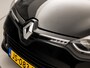 Renault Clio Estate 1.2 Black Iconic Automaat (NAVIGATIE, BLACK PACK, CLIMATE, LEDER, CAMERA, SPORTSTOELEN, GETINT GLAS, LM VELGEN, BASS REFLEX, CRUISE, NIEUWSTAAT)