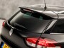 Renault Clio Estate 1.2 Black Iconic Automaat (NAVIGATIE, BLACK PACK, CLIMATE, LEDER, CAMERA, SPORTSTOELEN, GETINT GLAS, LM VELGEN, BASS REFLEX, CRUISE, NIEUWSTAAT)