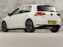 Volkswagen Golf 1.4 TSI Sportline Automaat (APPLE CARPLAY, CLIMATE, XENON, STOELVERWARMING, GETINT GLAS, LM VELGEN, SPORTSTOELEN, CRUISE, PARKEERSENSOREN, NIEUWSTAAT)