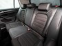 Volkswagen Golf 1.4 TSI Sportline Automaat (APPLE CARPLAY, CLIMATE, XENON, STOELVERWARMING, GETINT GLAS, LM VELGEN, SPORTSTOELEN, CRUISE, PARKEERSENSOREN, NIEUWSTAAT)