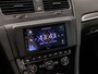 Volkswagen Golf 1.4 TSI Sportline Automaat (APPLE CARPLAY, CLIMATE, XENON, STOELVERWARMING, GETINT GLAS, LM VELGEN, SPORTSTOELEN, CRUISE, PARKEERSENSOREN, NIEUWSTAAT)