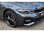 BMW 3-Serie 330e High Executive M-Sport | Pano | Laser | 19" | Leder |