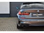 BMW 3-Serie 330e High Executive M-Sport | Pano | Laser | 19" | Leder |