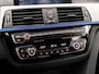 BMW 3-Serie 320i M Sport High Executive 184Pk Automaat (GROOT NAVI, DEALER ONDERHOUDEN, CLIMATE, LEDER, STOELVERWARMING, SPORTSTOELEN, PARKEERSENSOREN, GETINT GLAS, NIEUWSTAAT)