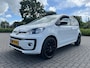 Volkswagen Up! 1.0 BMT high up! | Automaat | Airco | Stoelverwarming | Bluetooth |
