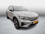 Volvo XC40 Single Motor Extended Range Plus 82 kWh | Trekhaak | Warmtepomp | Achteruitrijcamera | Parkeersensoren | Keyless Entry | Elektrische Achterklep | Cruise Control Adaptief | BLIS | Navigatie Google Maps | Apple Carplay | Android Auto
