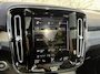 Volvo XC40 1.5 T5 Recharge Inscription | Plug-in Hybrid (PHEV) | Trekhaak | Panoramadak | Harman Kardon Audio | Achteruitrijcamera | Parkeersensoren | Elektrisch Verstelbare Voorstoelen | Keyless Entry | Elektrische Achterklep | Navigatie | Apple Carplay | Android Auto