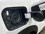 Renault Captur 1.6 E-Tech Plug-in Hybrid 160 Initiale Paris / Lederen Bekleding / Achteruitrijcamera / Stoel & Stuurverwarming / Trekhaak / Apple Carplay & Android Auto / Cruise Control / Climate Control / Parkeersensoren /