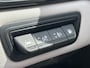 Renault Captur 1.6 E-Tech Plug-in Hybrid 160 Initiale Paris / Lederen Bekleding / Achteruitrijcamera / Stoel & Stuurverwarming / Trekhaak / Apple Carplay & Android Auto / Cruise Control / Climate Control / Parkeersensoren /