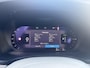 Volvo V60 2.0 T6 Plug-in Hybrid AWD Ultimate Dark | PHEV Long Range | Panoramadak | Head-up Display | Lichtmetalen Velgen 19 inch | Elektrisch Verstelbare Voorstoelen | Lederen Bekleding | Keyless Entry | Elektrische Achterklep | BLIS | Cruise Control Adaptief | Navigatie | Apple Carplay | Android Auto