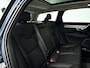 Volvo V90 T8 Plug-in hybrid AWD Ultra Dark | SOH 100% | Panoramadak | 360° camera | Harman Kardon | Head-up display | Stoel- en Stuurverwarming | Trekhaak