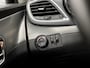 Opel Mokka 1.4 T Cosmo 141Pk (SCHUIFDAK, NAVIGATIE, CAMERA, STUUR/STOELVERWARMING, LEDER, SPORTSTOELEN, GETINT GLAS, CRUISE, NIEUWE APK, NIEUWSTAAT)