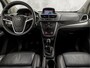 Opel Mokka 1.4 T Cosmo 141Pk (SCHUIFDAK, NAVIGATIE, CAMERA, STUUR/STOELVERWARMING, LEDER, SPORTSTOELEN, GETINT GLAS, CRUISE, NIEUWE APK, NIEUWSTAAT)