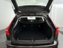 Volvo V60 B4 Essential Edition | Parkeercamera | Stoel- en Stuurverwarming | Trekhaak