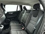 Volvo V60 B4 Essential Edition | Parkeercamera | Stoel- en Stuurverwarming | Trekhaak